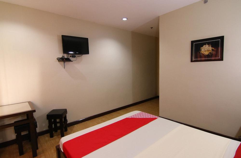 Oyo 110 Asiatel Hotel Pasay Eksteriør bilde