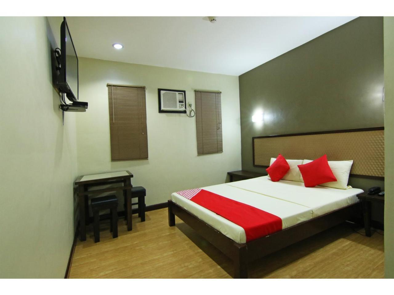 Oyo 110 Asiatel Hotel Pasay Eksteriør bilde